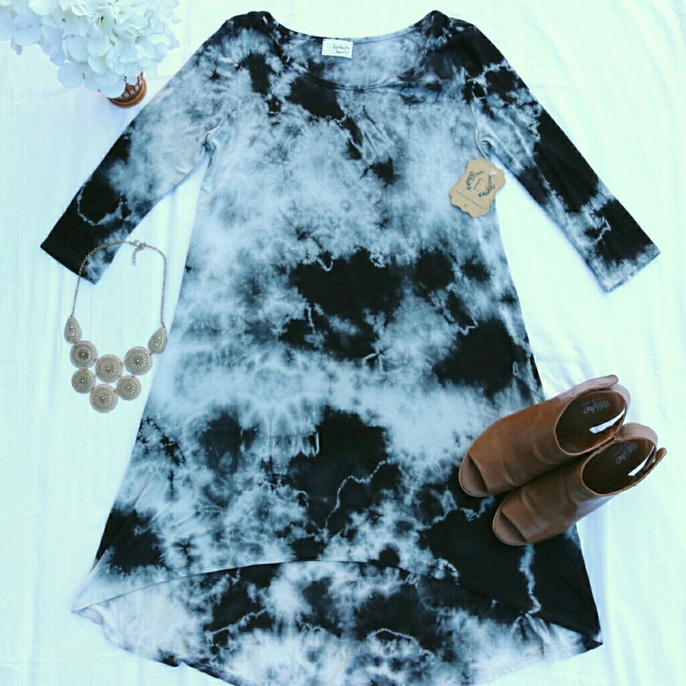 3/$20 | NWT Tie-dye High low Dress
